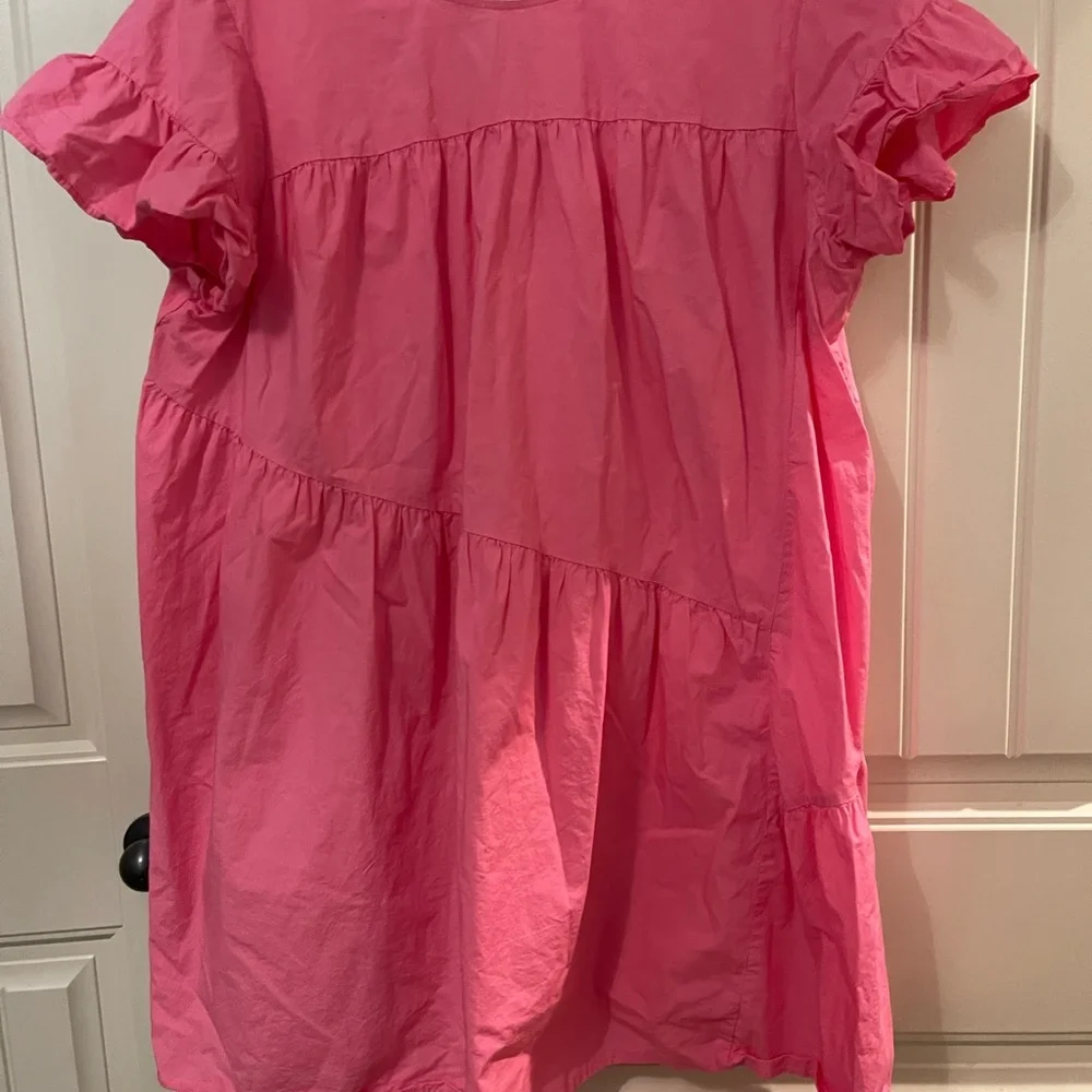 WHO WHAT WEAR Women’s asymmetrical tier pink ruffle short sleeve dress.  XXL - Picture 2 of 16